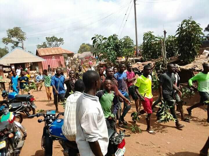 angry-youths-protest-over-mysterious-22disappearance-of-manhood22-in-benue-community